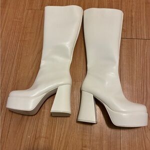 White Go-go boots, size 7